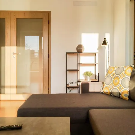 Apartment Yellow *