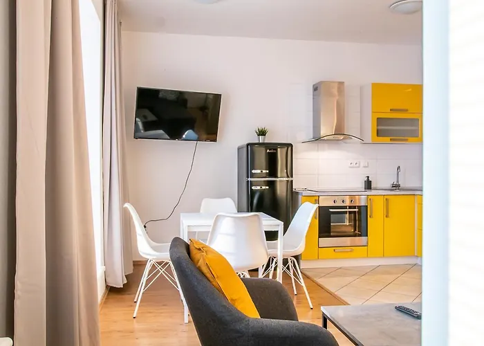 Daire Yellow Ostrava